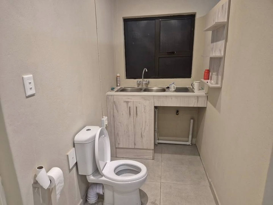 To Let 4 Bedroom Property for Rent in Waterkloof North West